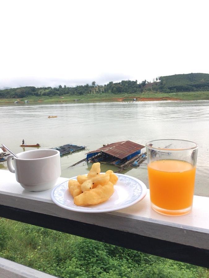 Baan Dongsak River View سانغكلا بوري المظهر الخارجي الصورة