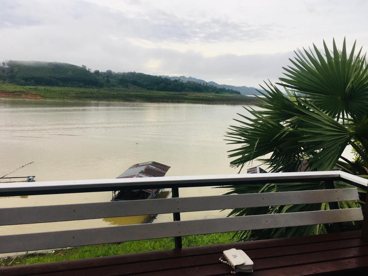 Baan Dongsak River View سانغكلا بوري المظهر الخارجي الصورة