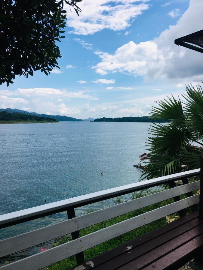 Baan Dongsak River View سانغكلا بوري المظهر الخارجي الصورة